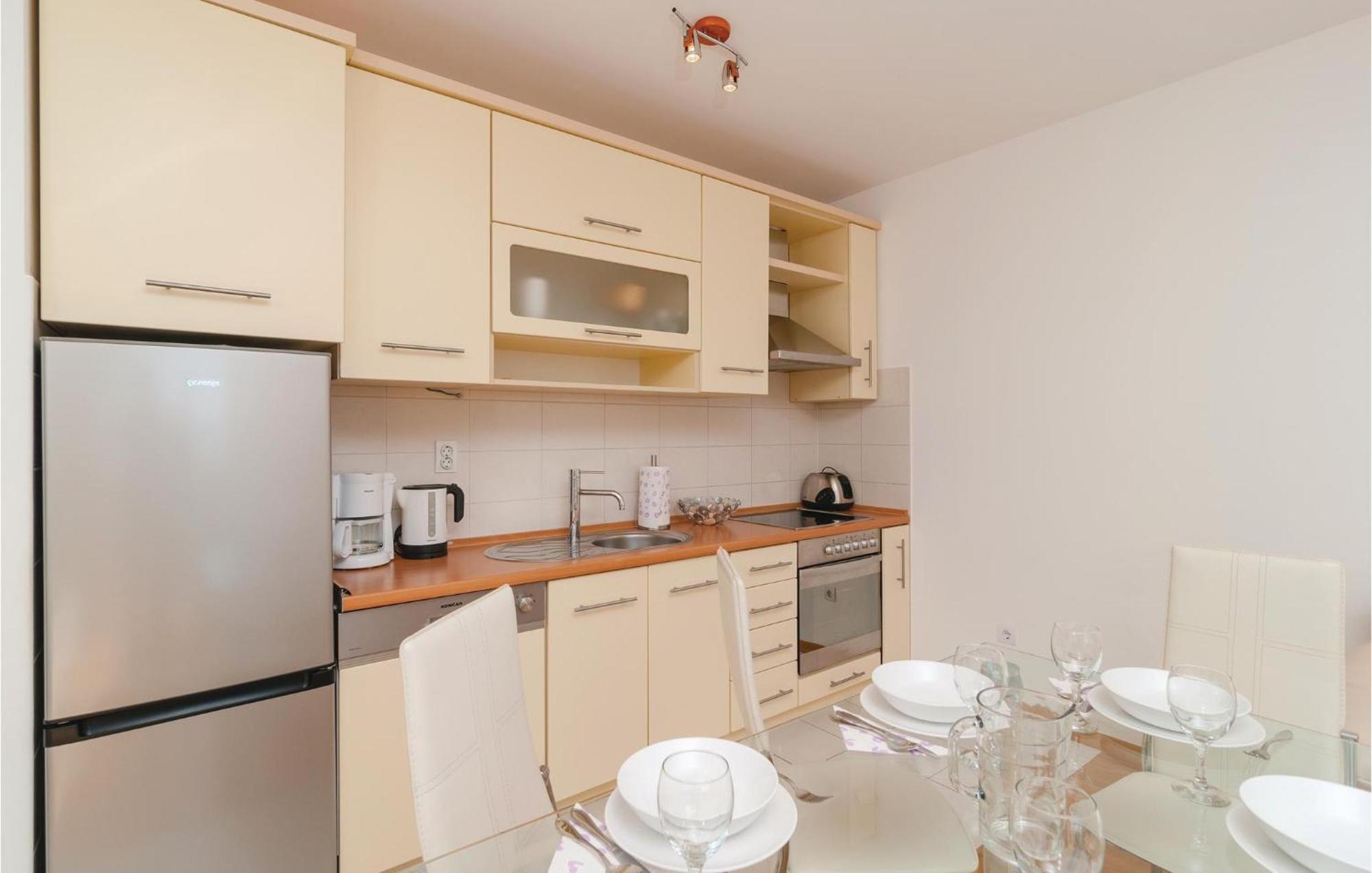 Nice Apartment In Omis With House Sea View Luaran gambar