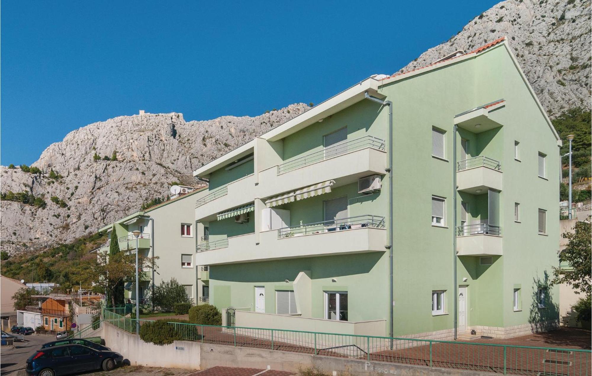 Nice Apartment In Omis With House Sea View Luaran gambar